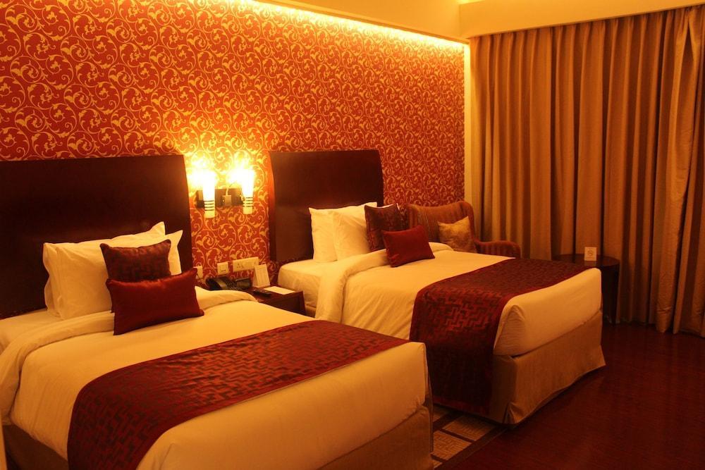 Hotel Ramada By Wyndham Jaipur Jaisinghpura Exterior foto